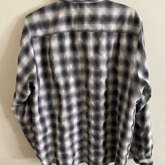 North Face Flannel - Picture 3 of 3